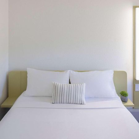 Ibis Budget Canberra Bagian luar foto