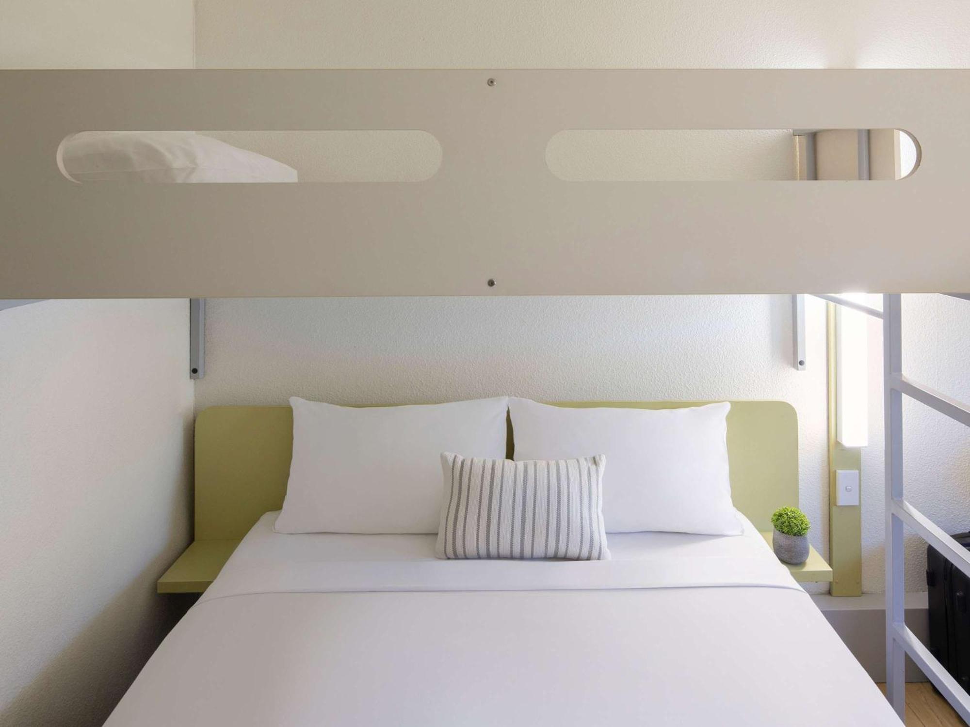 Ibis Budget Canberra Bagian luar foto