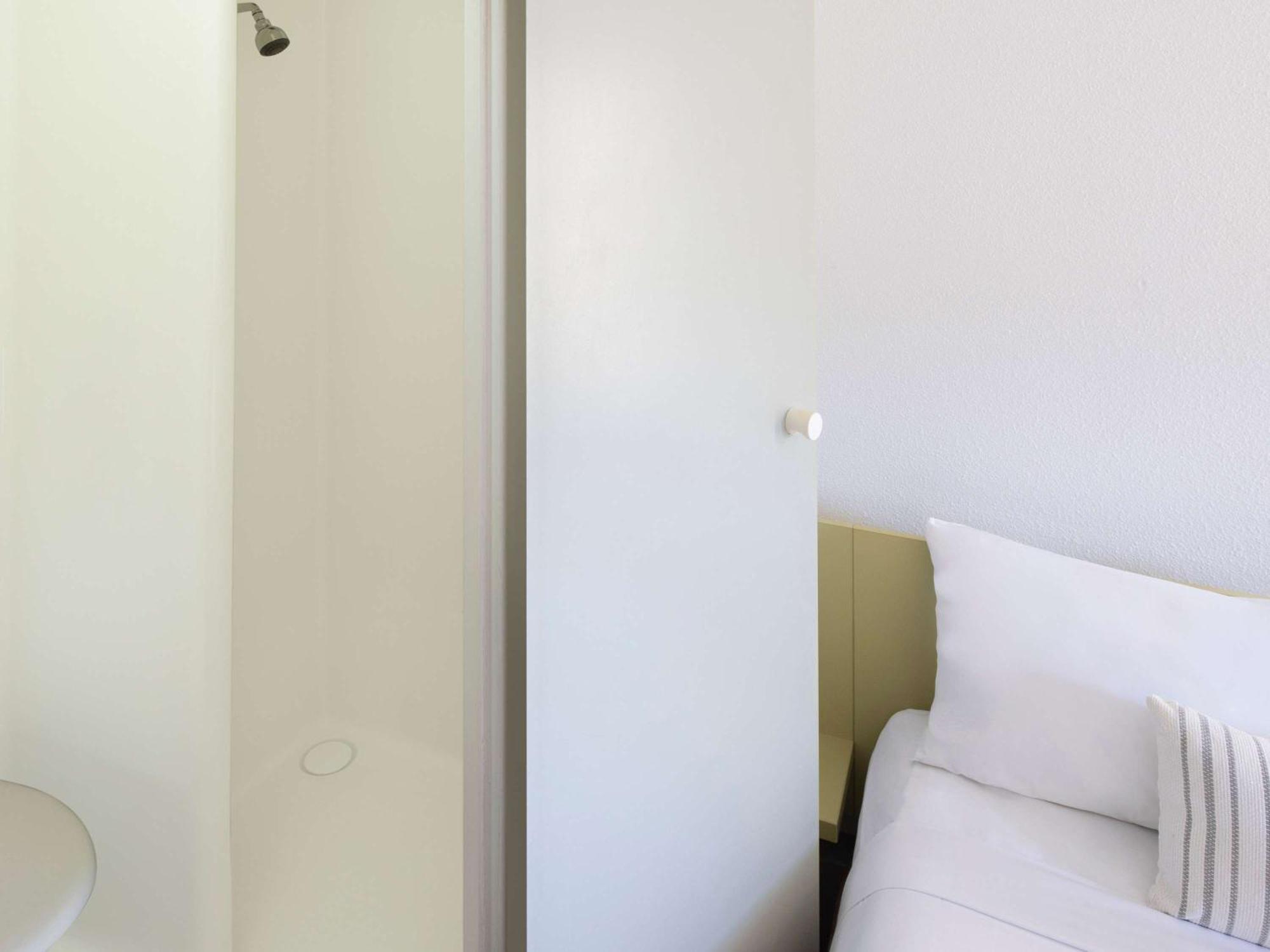 Ibis Budget Canberra Bagian luar foto