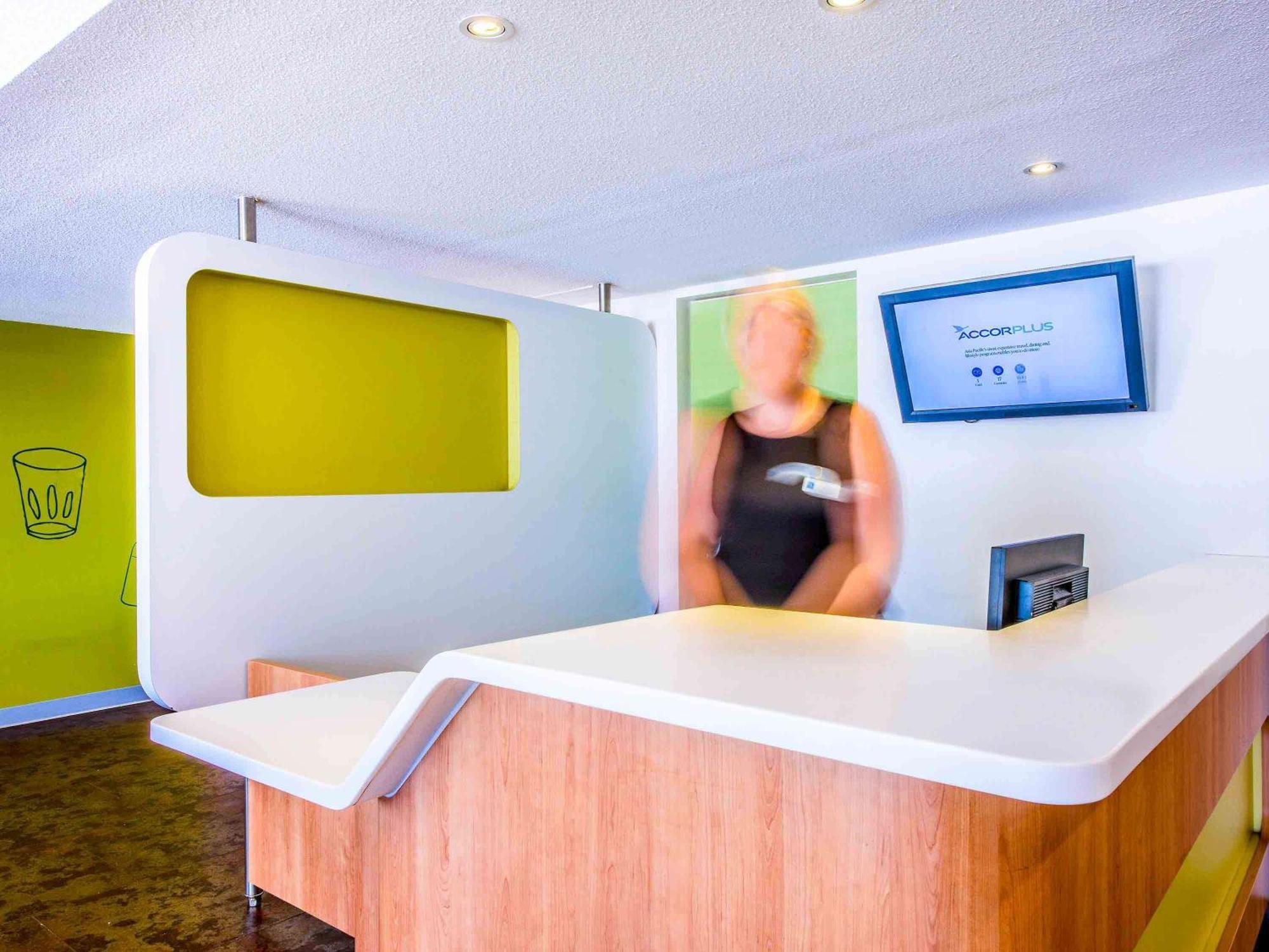 Ibis Budget Canberra Bagian luar foto