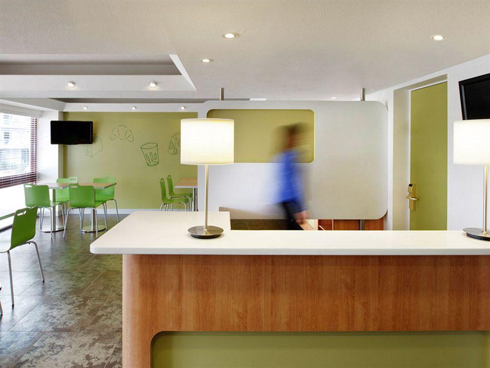 Ibis Budget Canberra Bagian luar foto