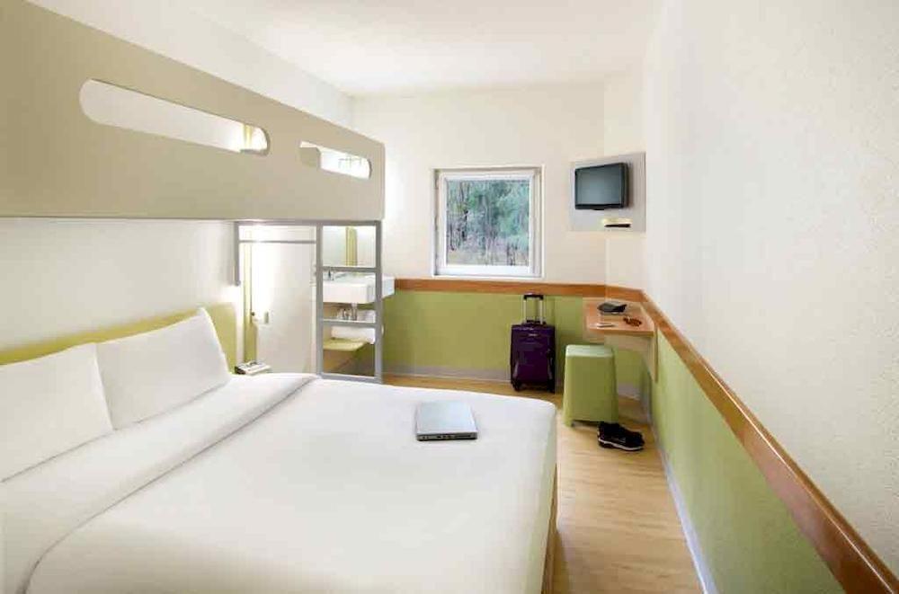 Ibis Budget Canberra Bagian luar foto